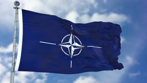 Does Nonmember Ukraine Have a de Facto Article 5 Commitment from NATO?