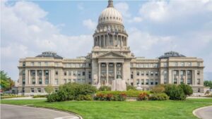 Republican-sponsored Idaho bill backed by 'Latinx' racial justice org would let illegal immigrants obtain driver's licenses
